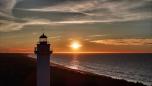Sonnenuntergang am Leuchtturm von Mikeltornis